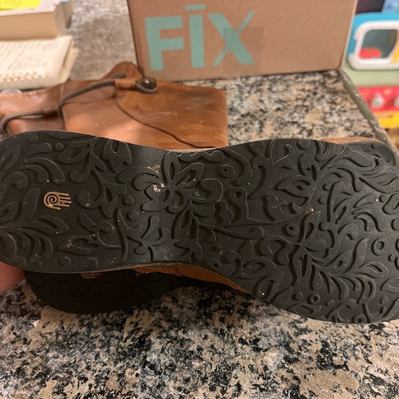 Teva Montecito Mid Calf Brown Leather Boot Women's size 8 - Picture 5 of 6